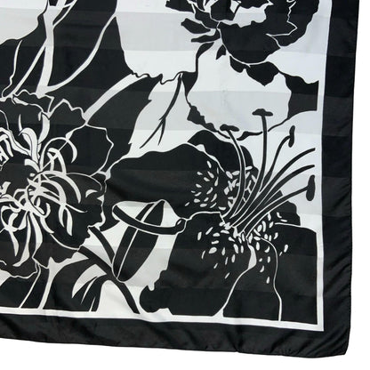 VTG BLACK WHITE TROPICAL FLORAL FLOWER SQUARE SCARF