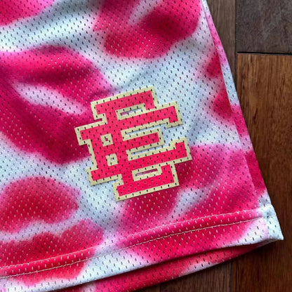 EE Shorts Kiss Lipstick