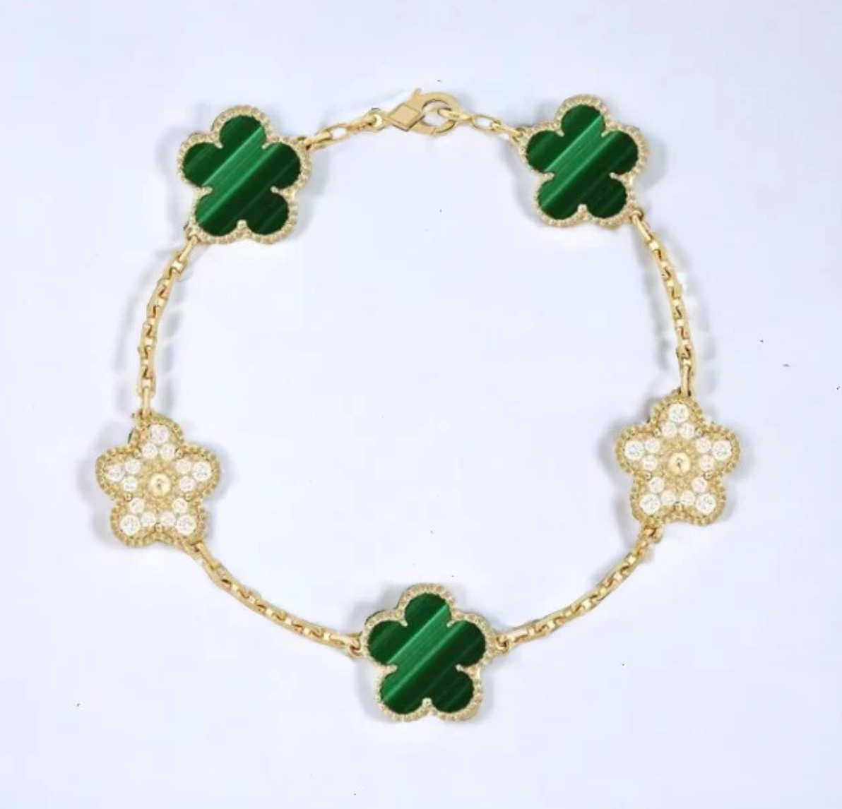 5 ★ CloverGlow™ Gold-Plated Bracelet