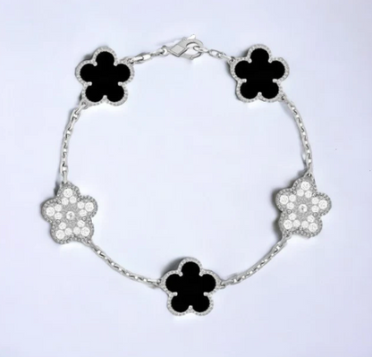 5 ★ CloverGlow™ Gold-Plated Bracelet